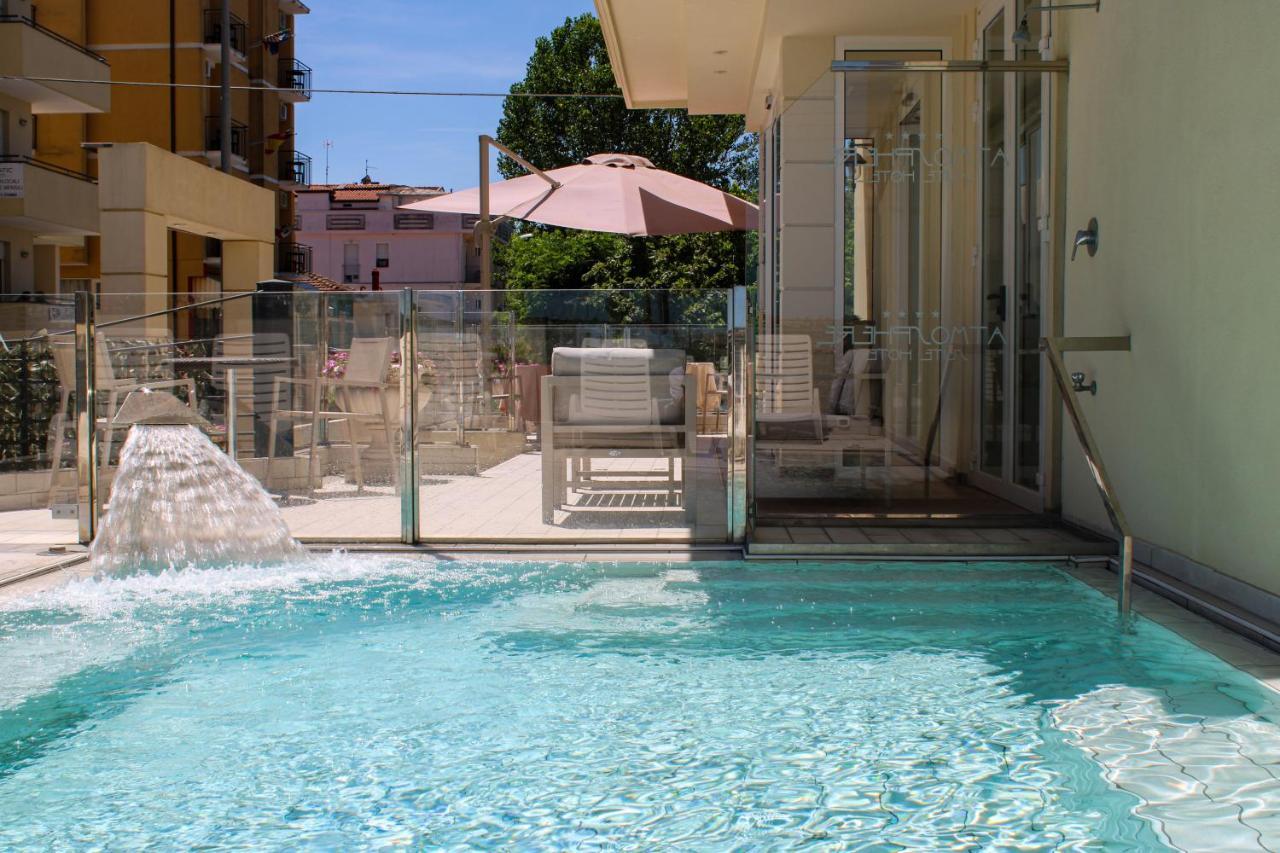 Atmosphere Suite Hotel Rímini Exterior foto